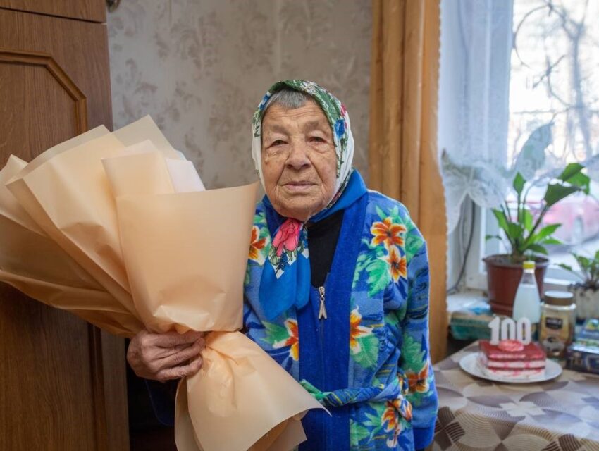 В Кам’янському своє сторіччя відзначила Ганна Захарівна Мельник