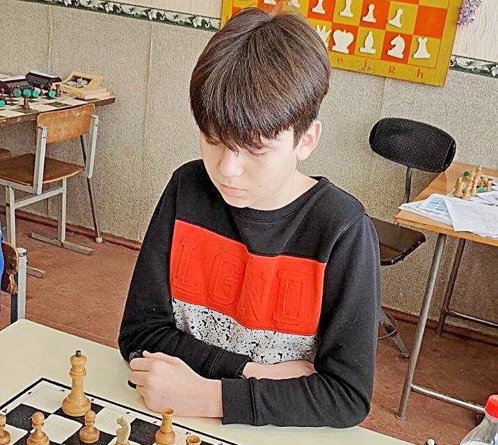 Шаховий турнір вихідного дня у Кам`янському знову виграв Владислав Литвин