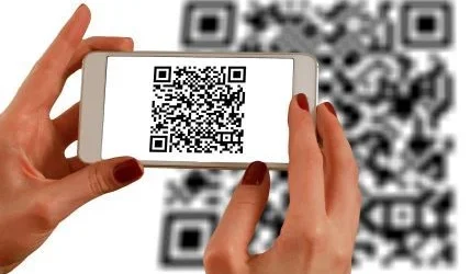 Фішингові QR-коди в громадських місцях: Кіберполіція застерігає від шахраїв
