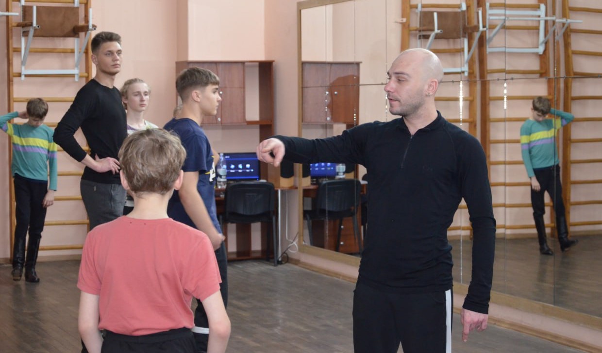 Олександр Мейхер: «Мені хочеться показувати, як танцювали наші предки, що вони вміли» - ФОТО