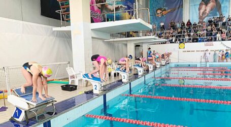 У відкритому чемпіонаті Кам’янського з плавання взяли участь пів тисячі плавців з різних міст України
