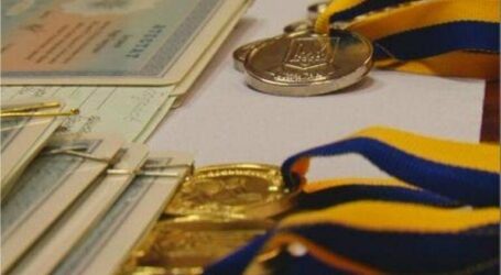 Медалістів не буде: в Україні скасували шкільні золоті та срібні медалі