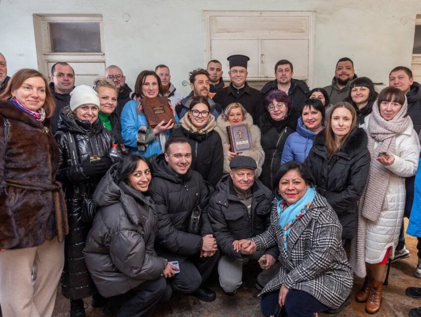 З роботою волонтерів Кам’янського знайомились благодійники з інших міст району