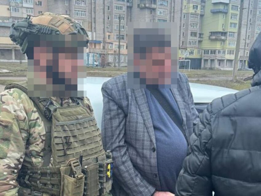 Підпалили авто та будинок: на Дніпропетровщині кримінальний авторитет разом з чинними депутатами вимагали гроші в ексзаступника мера одного з міст області