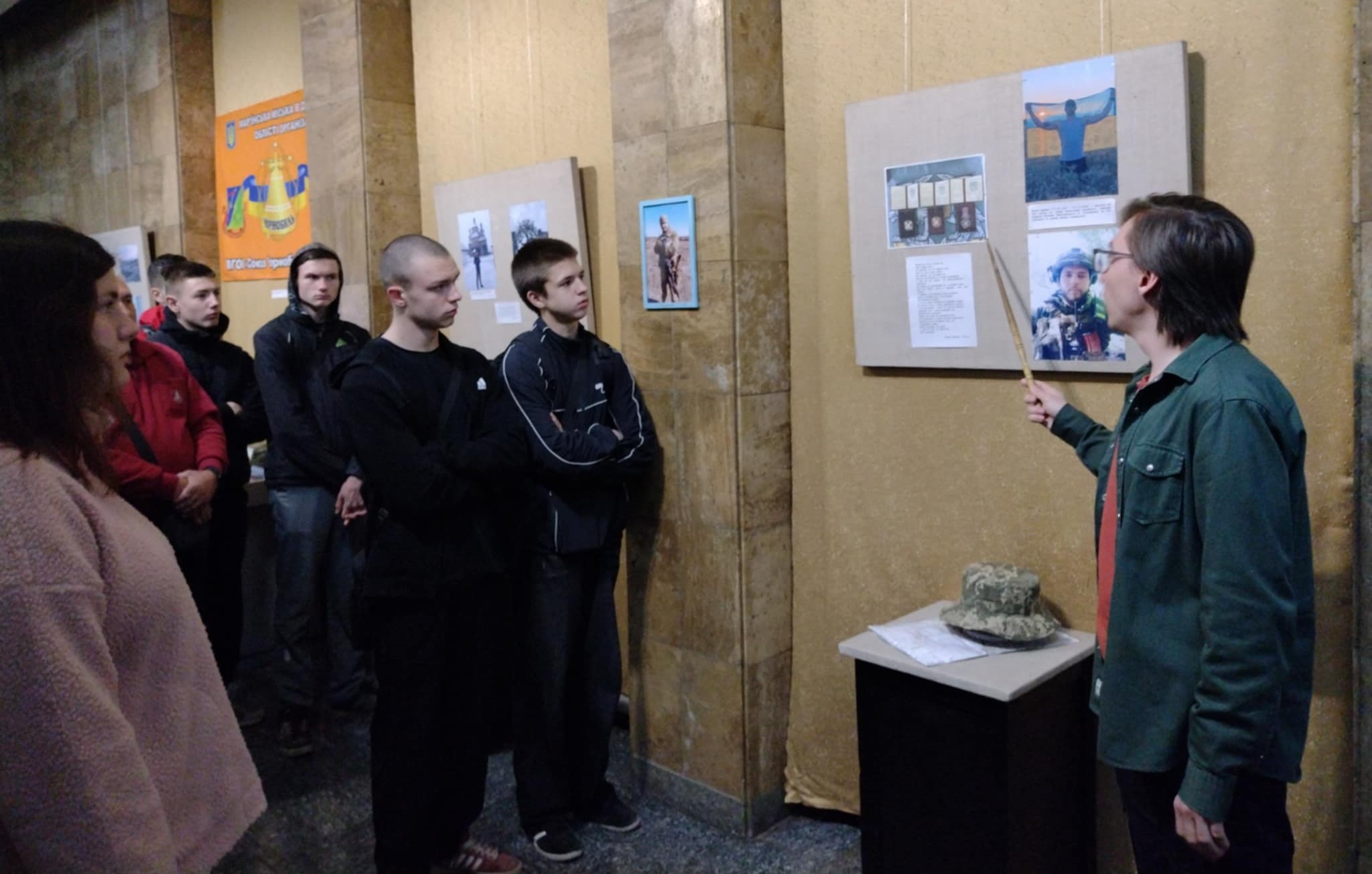 У Музеї історії Кам'янського відкрилася виставка, присвячена пам’яті загиблого захисника Йосипа Аровича - ФОТО