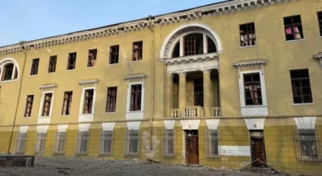 Внаслідок дронової атаки росіян в Дніпрі пошкоджено історичну будівлю палацу Потьомкіна