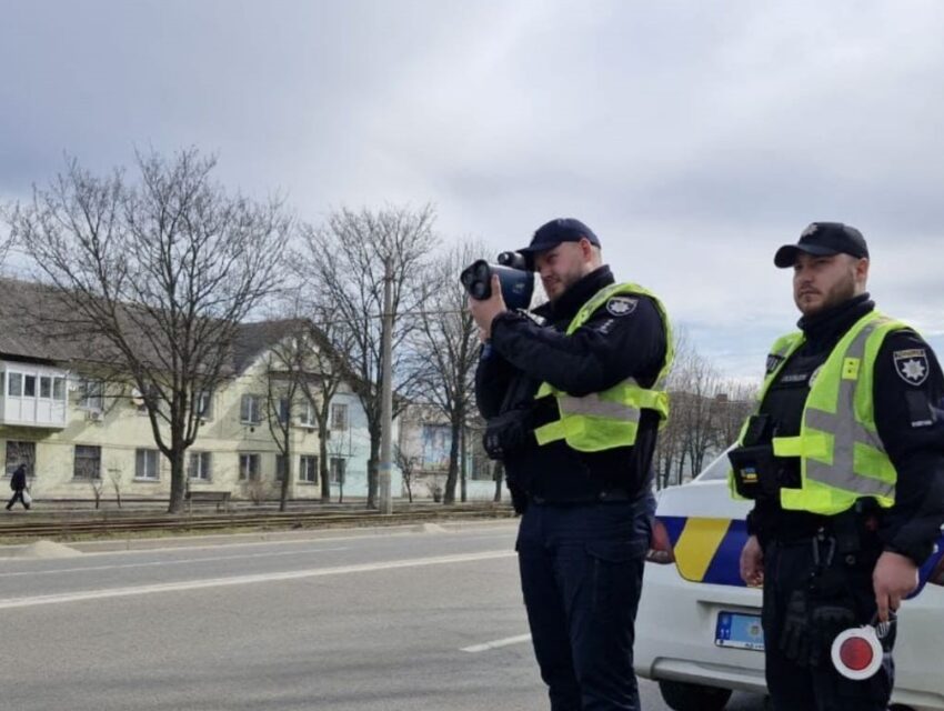 Понад 300 порушників правил дорожнього руху в Кам’янському притягли до відповідальності поліційні під час проведення спецоперації  