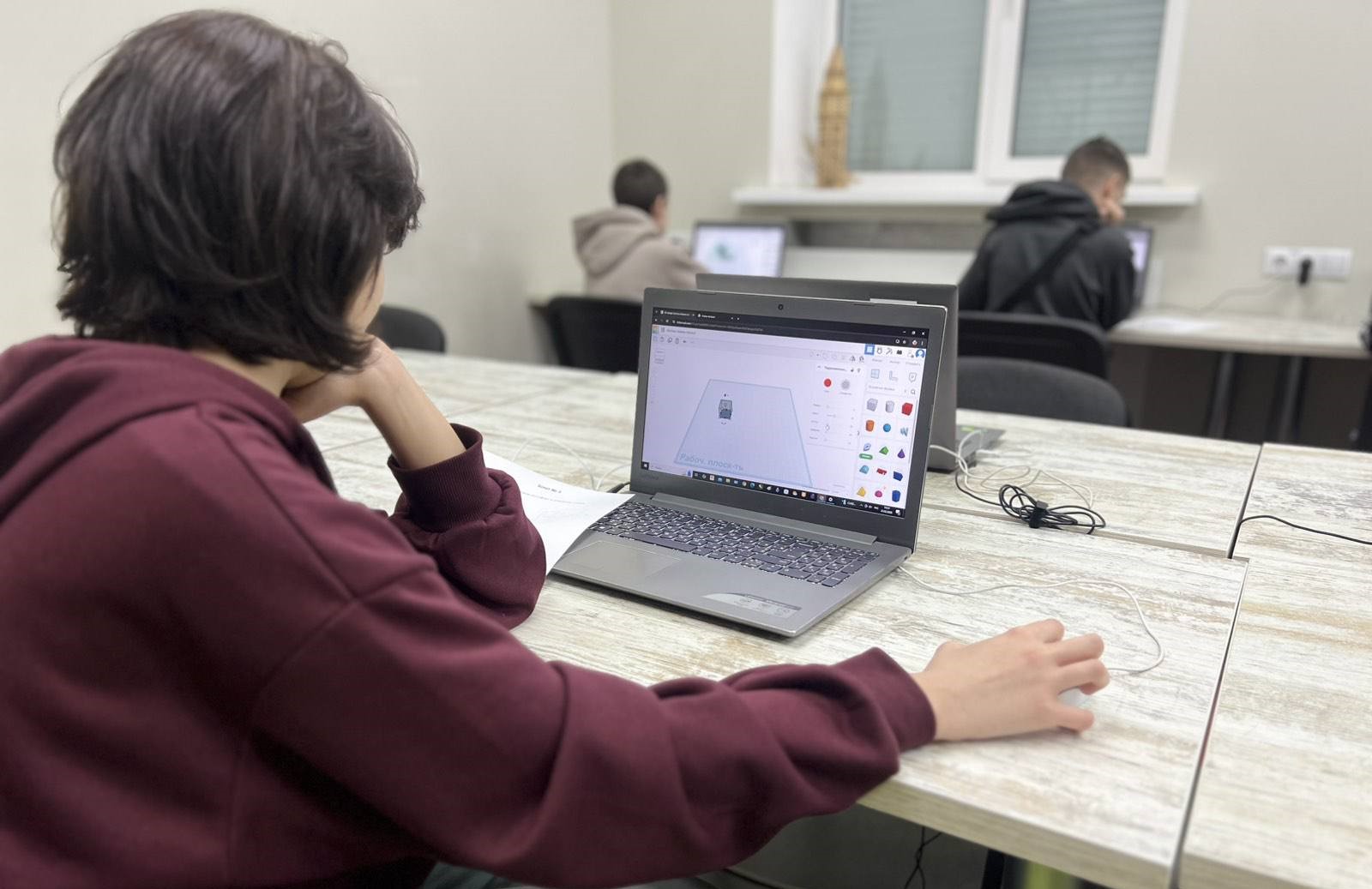 Сергій Пелих: «У наших малих робототехніків багато ідей, і головне полягає у тому, що втілювати ці ідеї сьогодні неймовірно просто» - ФОТО