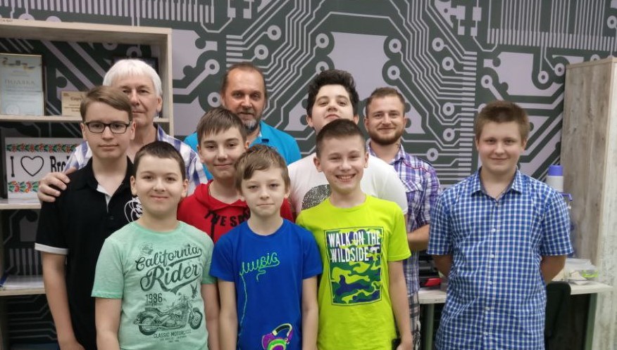 Сергій Пелих: «У наших малих робототехніків багато ідей, і головне полягає у тому, що втілювати ці ідеї сьогодні неймовірно просто» - ФОТО