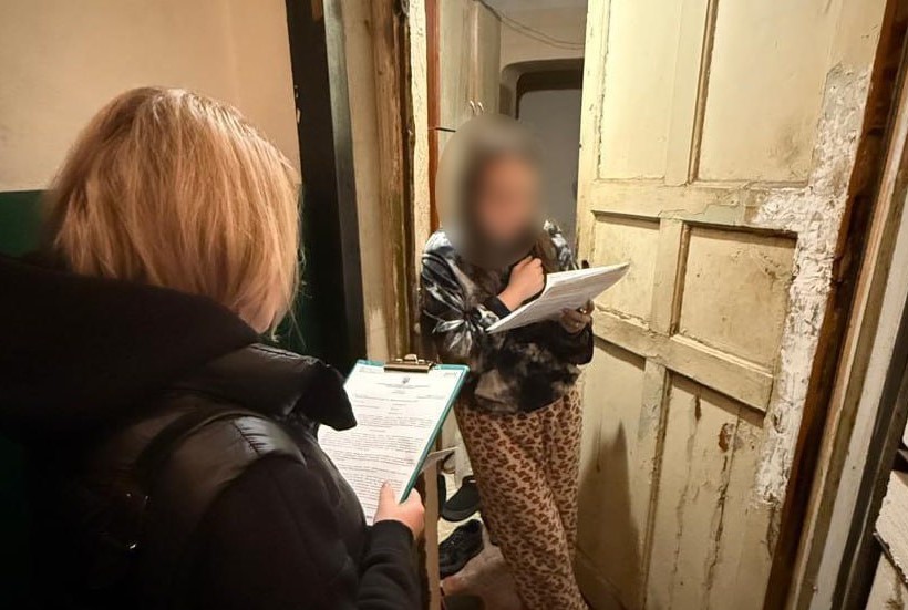 «Співробітники» сall-центру, що працював у Кам'янському, ошукали громадян Литви на понад 11 млн грн - ФОТО