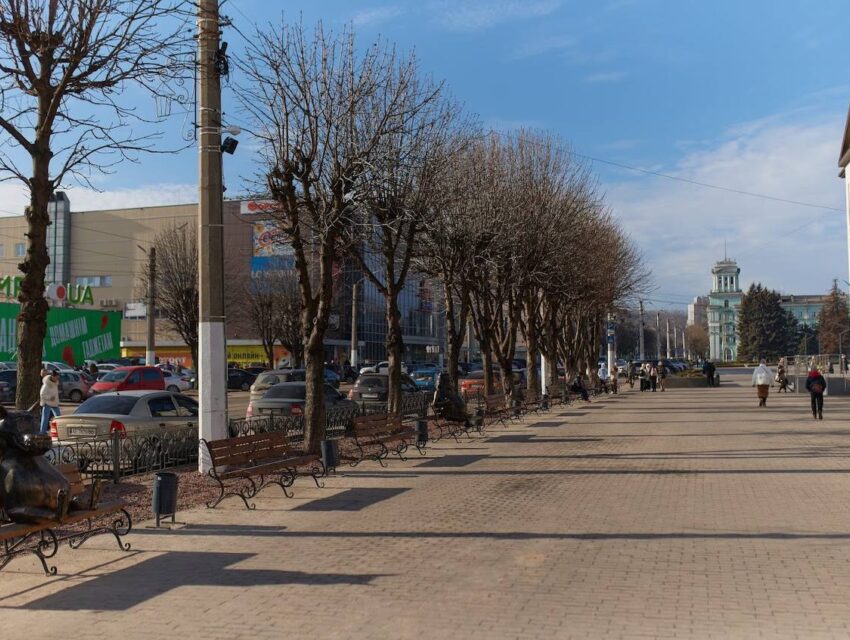 Вночі ворог атакував два райони на Дніпропетровщині