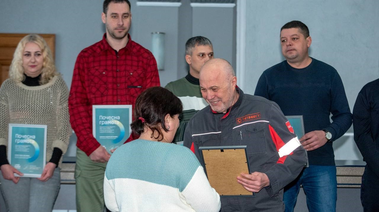 В Кам'янському металургів вітали з річницею створення комбінату «Каметсталь» - ФОТО