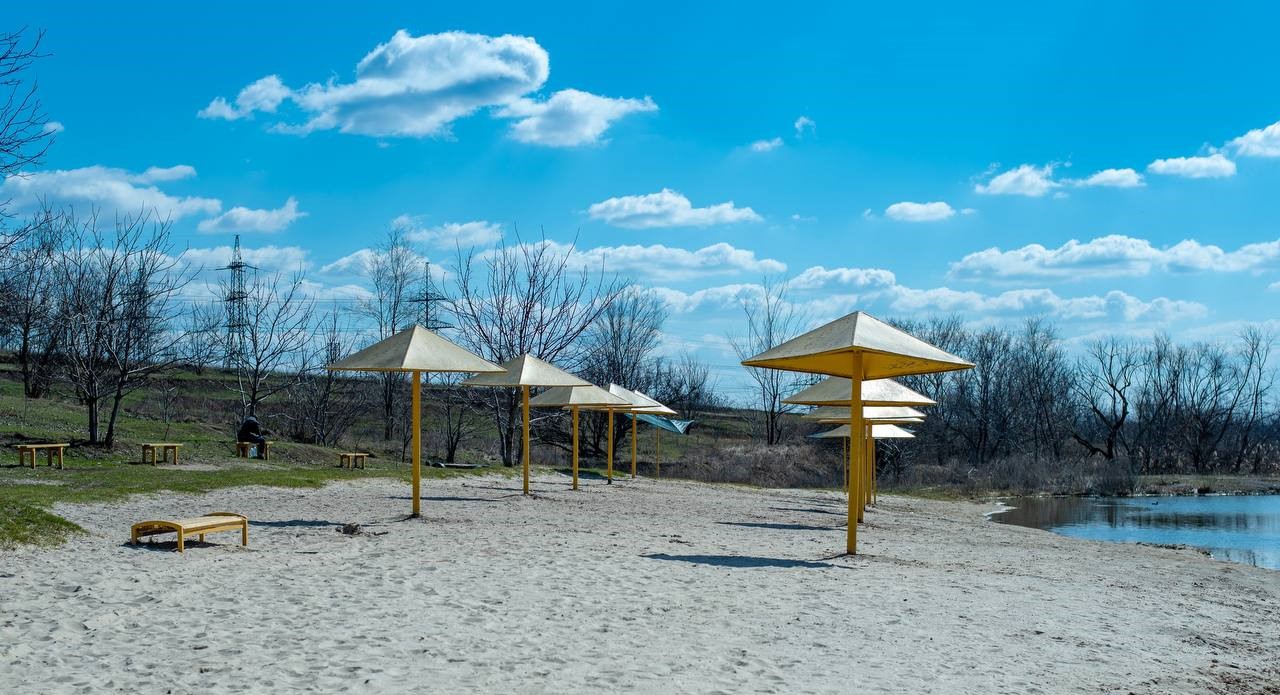 У ставок на мікрорайоні БАМ у Кам'янському випустили 100 кг риби - ФОТО