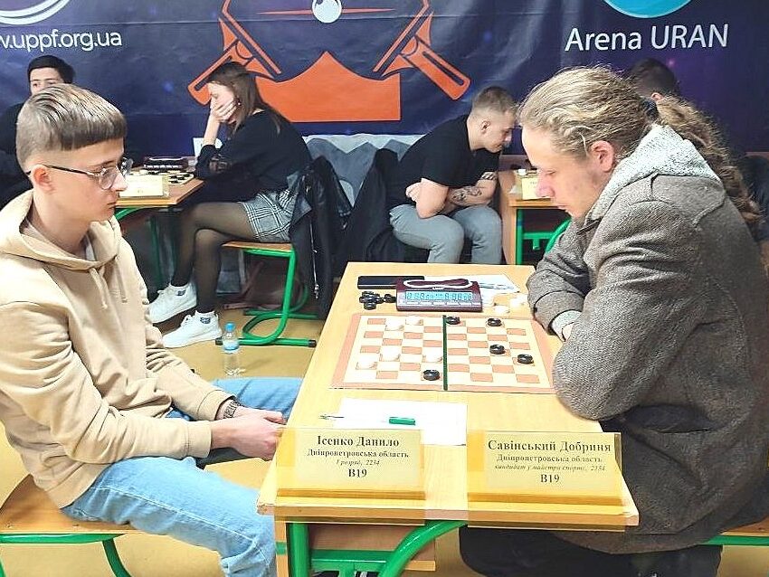 Брати Савінські з Кам’янського стали чемпіонами України з шашок