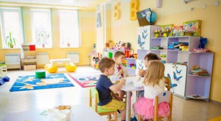 Щоб не розпродали, як у 90-ті: в Україні планують консервувати дитсадки під час демографічної кризи