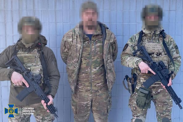 В Дніпрі затримали контрактника ЗСУ з дружиною, які на замовлення ворога готували теракти у місті та контролювали «роботу» інших зрадників