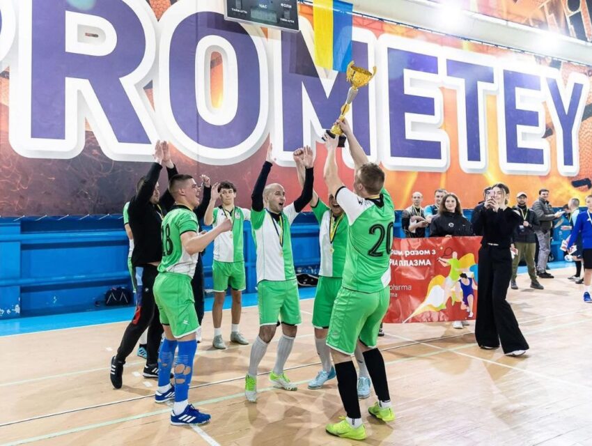 Команди аматорів “Петриківка” та “Дніпрокарт” стали переможцями Кубка Кам’янського з футзалу