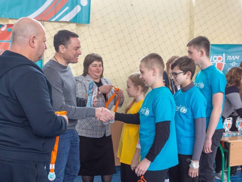 В Кам’янському нагороджували переможців шкільних ліг з шахів та легкої атлетики