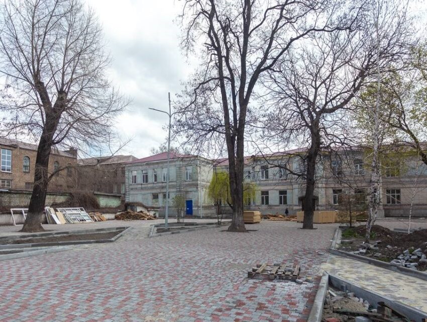 В Кам’янському тривають ремонти у Науковому ліцеї та у другому корпусі ліцею №20