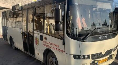 В Кам’янському діятиме новий графік руху автобусів на Верхні та Нижні сади
