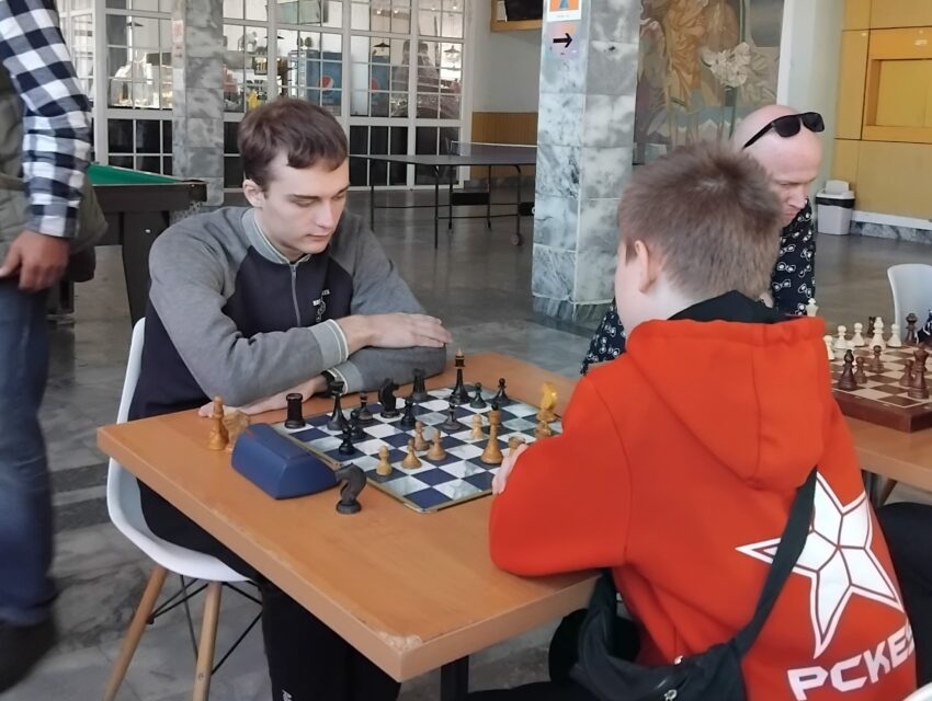 Переможцем шахового турніру у Кам’янському став чемпіон України Дмитро Христовий