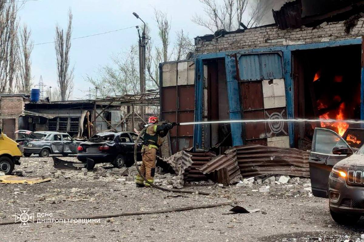 Вночі окупанти вдарили по Дніпропетровщині безпілотниками - ФОТО