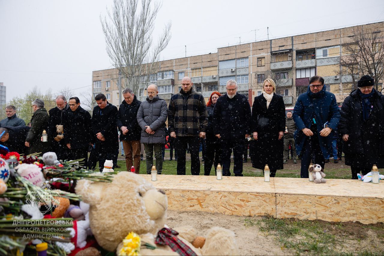 За понад три роки повномасштабної війни на Дніпропетровщині загинули понад пів тисячі цивільних - ФОТО