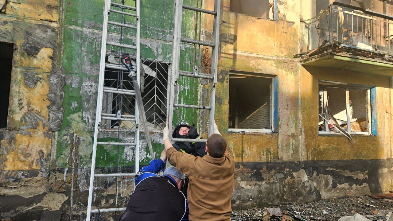 Дніпропетровщина знов була під масованою атакою ворога, попередньо, є загиблі та постраждалі - ФОТО