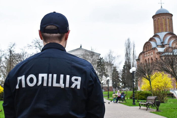 Правоохоронці Дніпропетровщини у Великдень нестимуть службу біля місць богослужінь