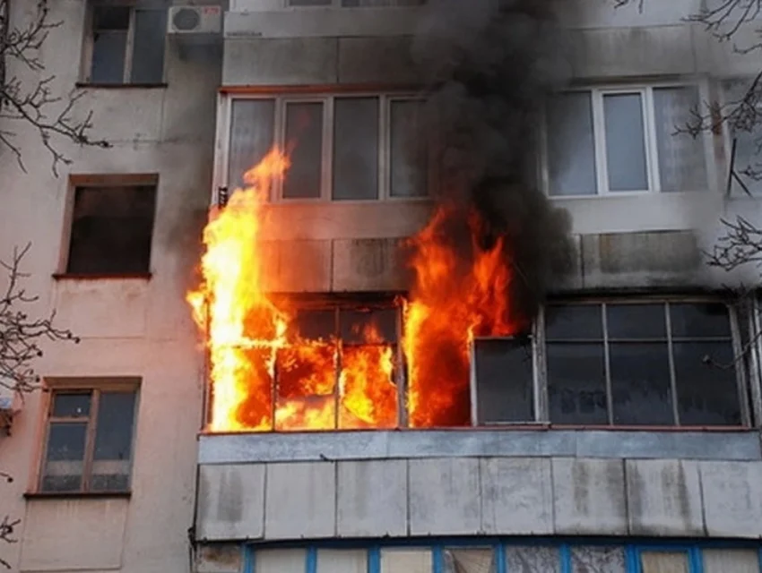 Про правила поведінки при пожежі у будинку чи у квартирі, нагадали кам’янчанам надзвичайники