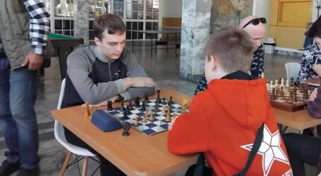 Переможцем шахового турніру у Кам’янському став чемпіон України Дмитро Христовий