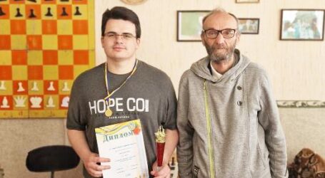 У шаховому турнірі вихідного дня в Кам’янському переміг Роман Христовий