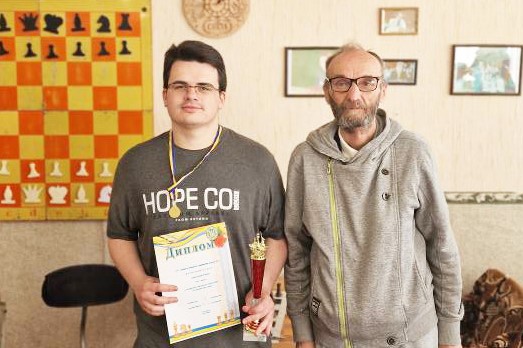 У шаховому турнірі вихідного дня в Кам’янському переміг Роман Христовий