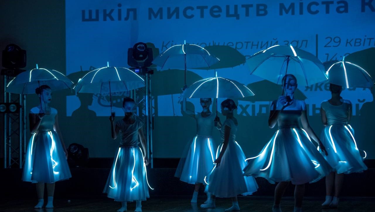 В Кам'янському відбувся концерт хореографічних відділень мистецьких шкіл міста - ФОТО