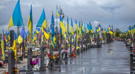 До кінця літа в Кам’янському планують завершити другий етап будівництва меморіального комплексу загиблим героям на Соцмісті