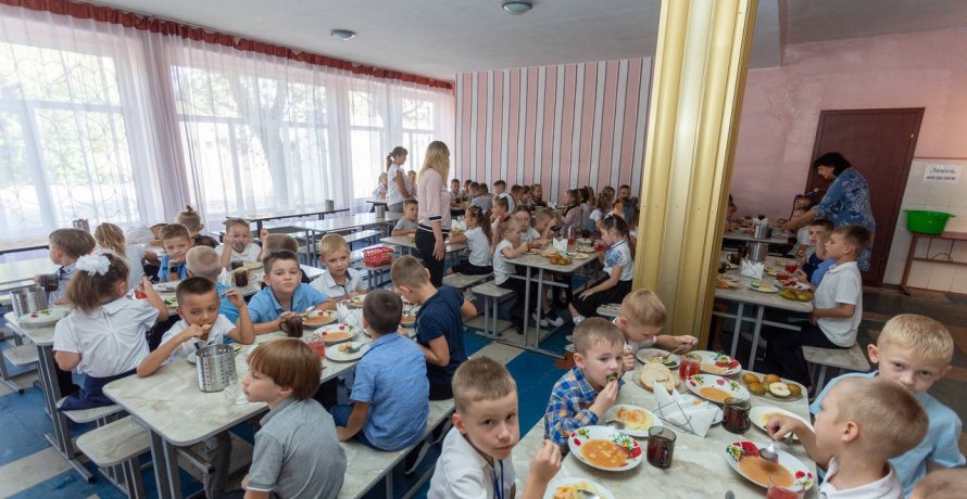 Наталія Рева: «Хочеться вірити, що по завершенні війни діти повернуться в Україну, і нічого не доведеться закривати» - ФОТО