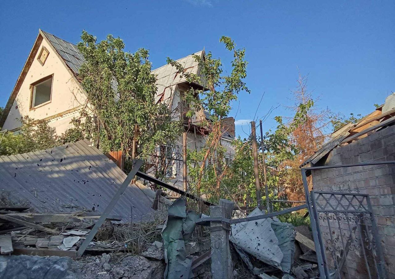Вночі ворог бив по Дніпропетровщині ракетами та «Шахедами» - ФОТО