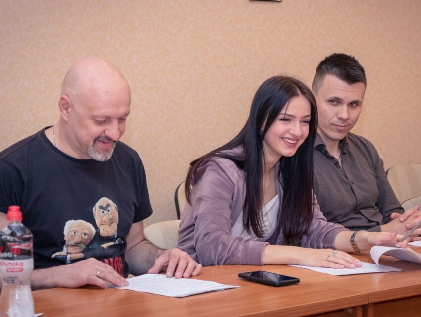 Обіцяють, що буде смішно: в театрі Кам’янського розпочали роботу над комедійною виставою за п’єсою англійського драматурга Рея Куні