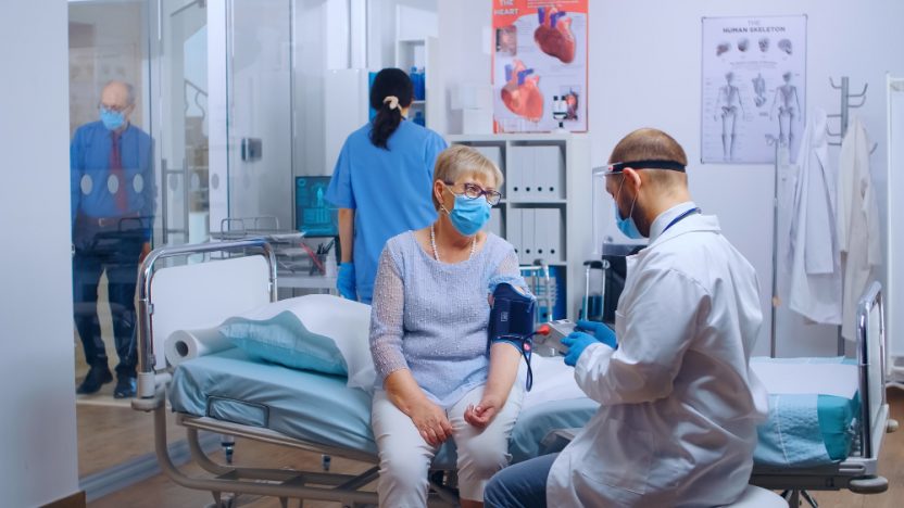 В Україні пацієнтам з тяжкими хворобами відмовляють у ліках, наголошують у БФ «Пацієнти України»