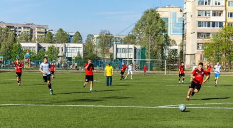 У Кам’янському провели матч до Всеукраїнського дня футболу