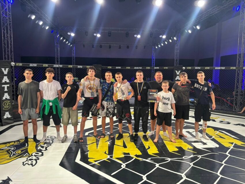 Камянські спортсмени завоювали пять медалей на Всеукраїнському турнірі зі змішаних бойових мистецтв UF MMA