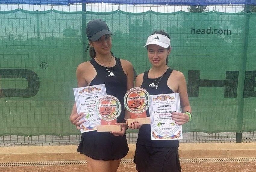 Тенісистки з Кам`янського здобули медалі на чемпіонаті України U16
