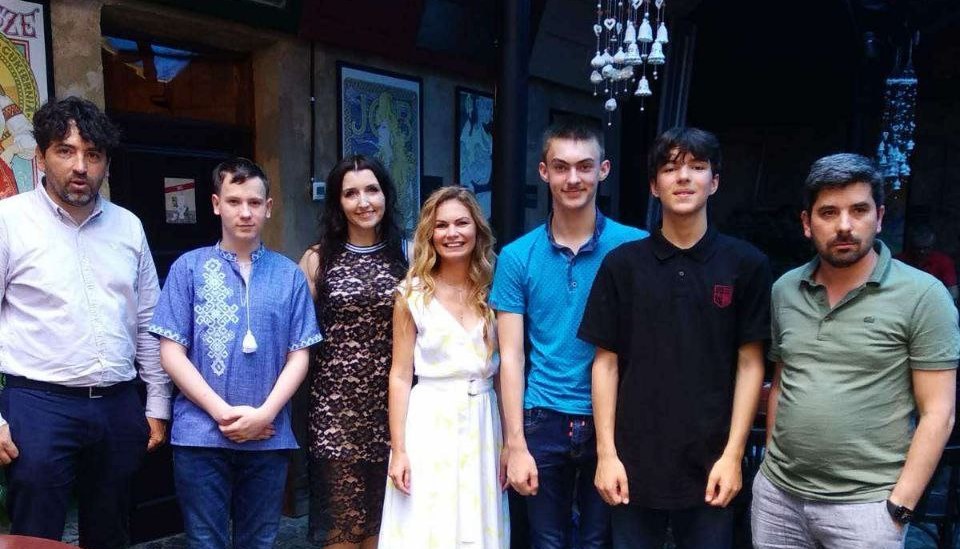 Наталія Бондарь: «Мені завжди хотілося ставити собі вищі цілі — так вдалося побачити й адронний колайдер у Женеві» - ФОТО