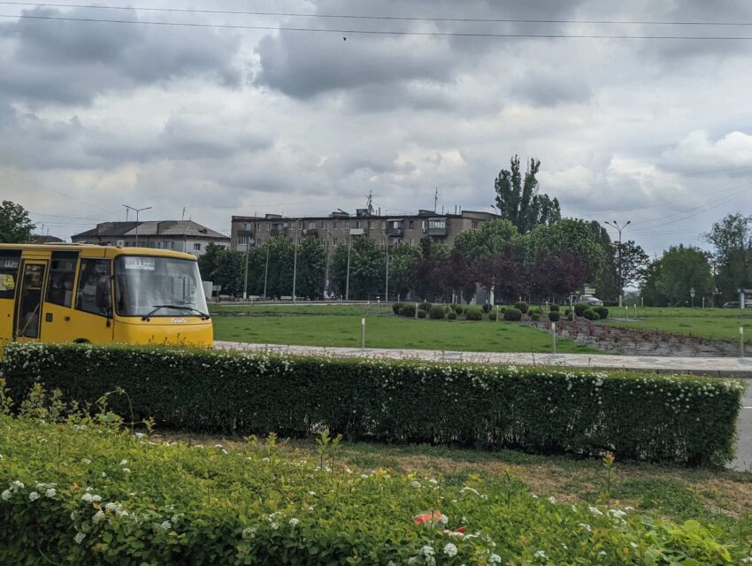 П’ятеро людей постраждали від нічної атаки ворога на Дніпропетровщині