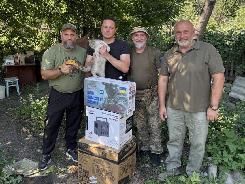 Мер Кам’янського побував у захисників з нашого міста, що боронять Україну на Донеччині