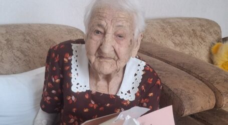 В Кам’янському сьогодні своє 100-річчя відзначає Ганна Яківна Ніжегородцева