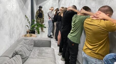 Спецслужби припинили діяльність шахрайських «кол-центрів» у Дніпрі та Кам’янському