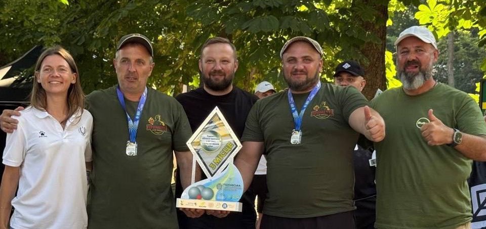 Захисники з Кам'янського вибороли призове місце на ветеранському турнірі з петанку - ФОТО
