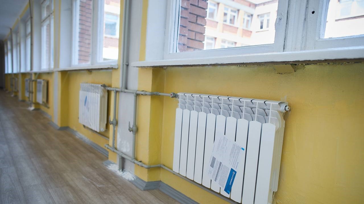 В Кам'янському ліцеї та гімназії готують до початку навчального року та опалювального сезону - ФОТО
