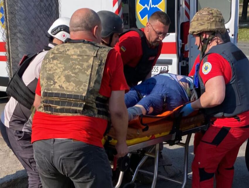 Внаслідок ранкової атаки ворога по Дніпропетровщині одна людина загинула, чотири постраждали